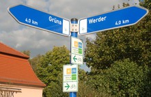 Sign posting cycle path  Berlin-Leipzig | Foto: Pressestelle TF