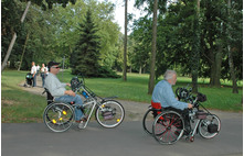 Flaeming-Skate leads through the park of the Dahme palace. | Foto: Pressestelle TF